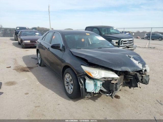  Salvage Toyota Camry
