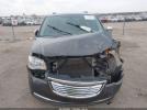 Chrysler Town & Country Limited Image 9