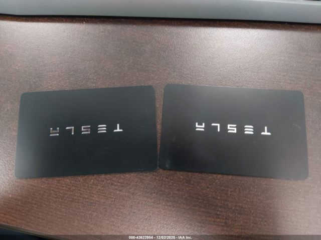 Tesla Model Y Long Range Dual Motor All-wheel Drive Image 12