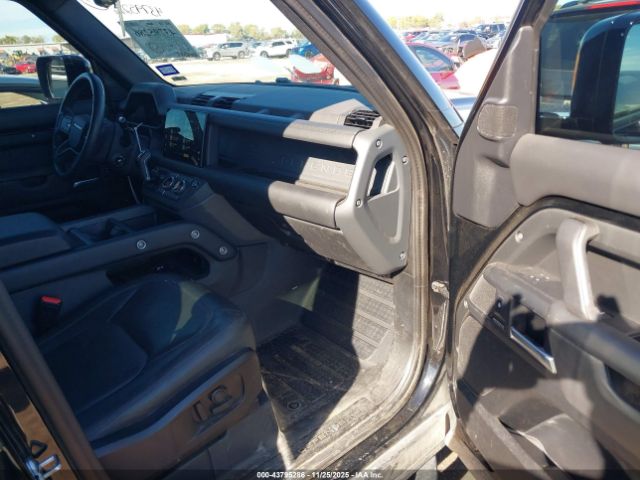 Land Rover Defender 110 P400 X-dynamic Se Image 2